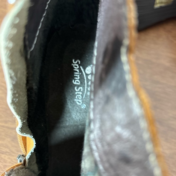 Spring Step Gamer Embroidered  Wester Leather Ankle Booties - Picture 9 of 10